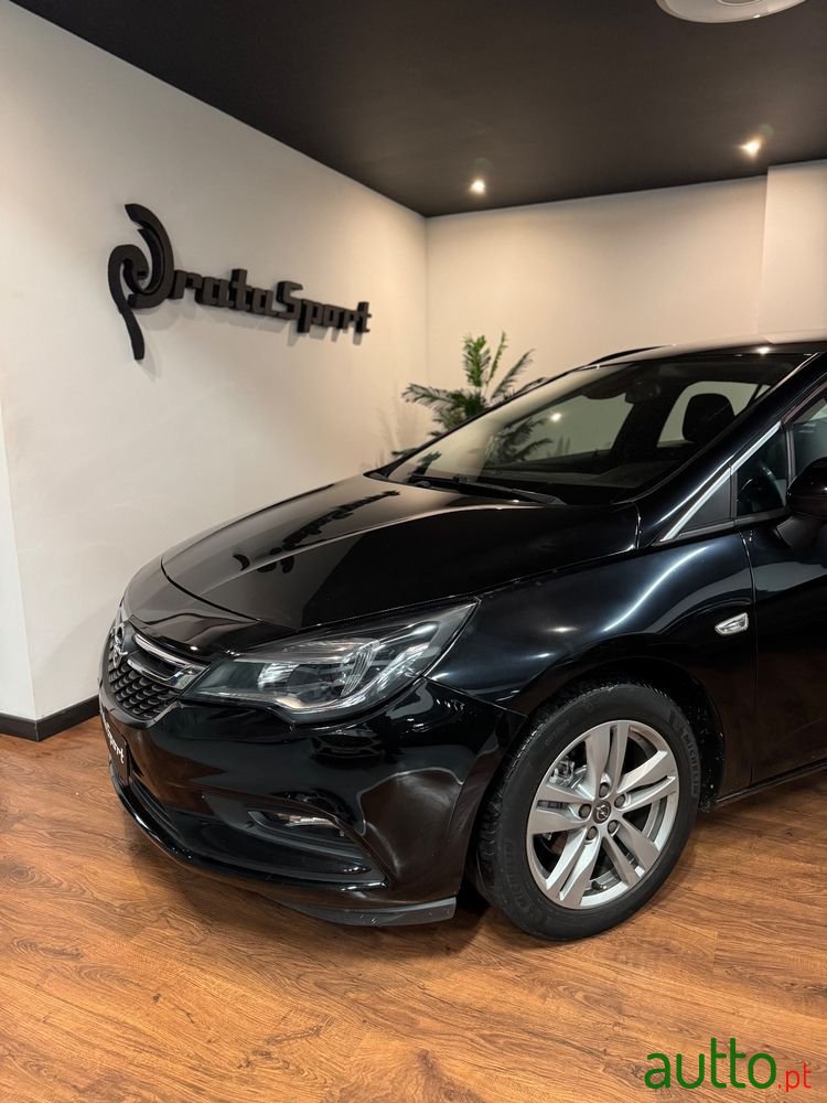 2016' Opel Astra Sports Tourer photo #3