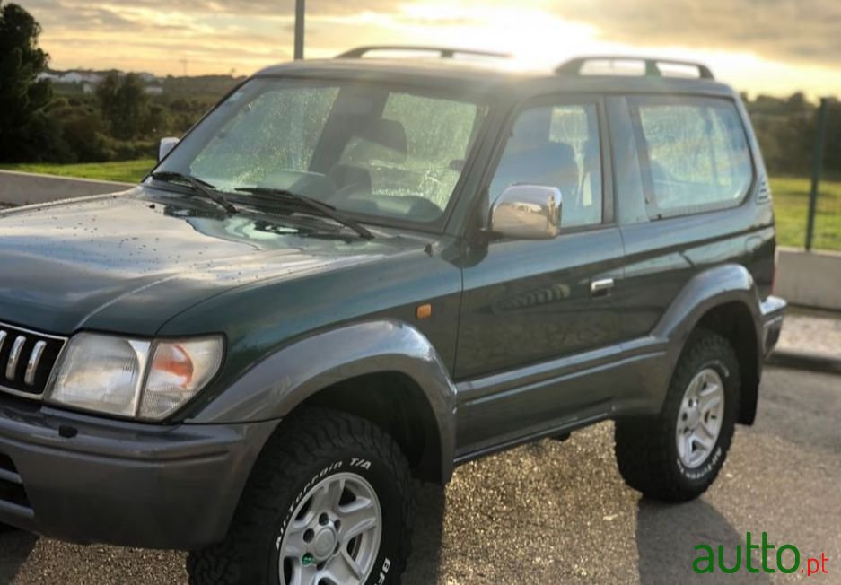 1996' Toyota Land Cruiser J9 photo #4