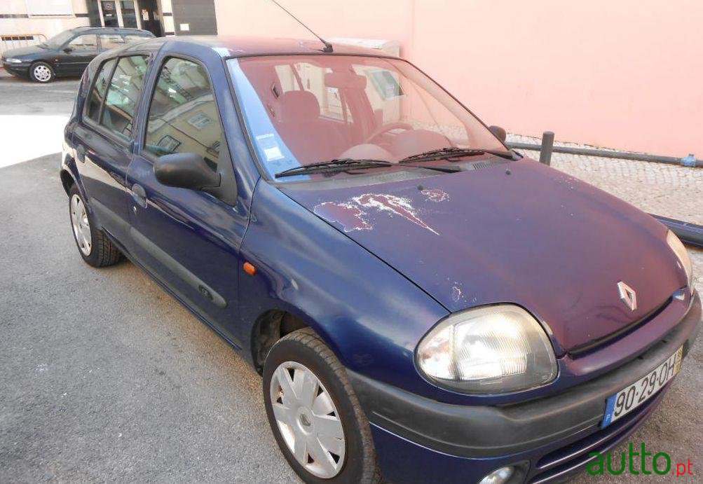 1999' Renault Clio 1.2 RT photo #4