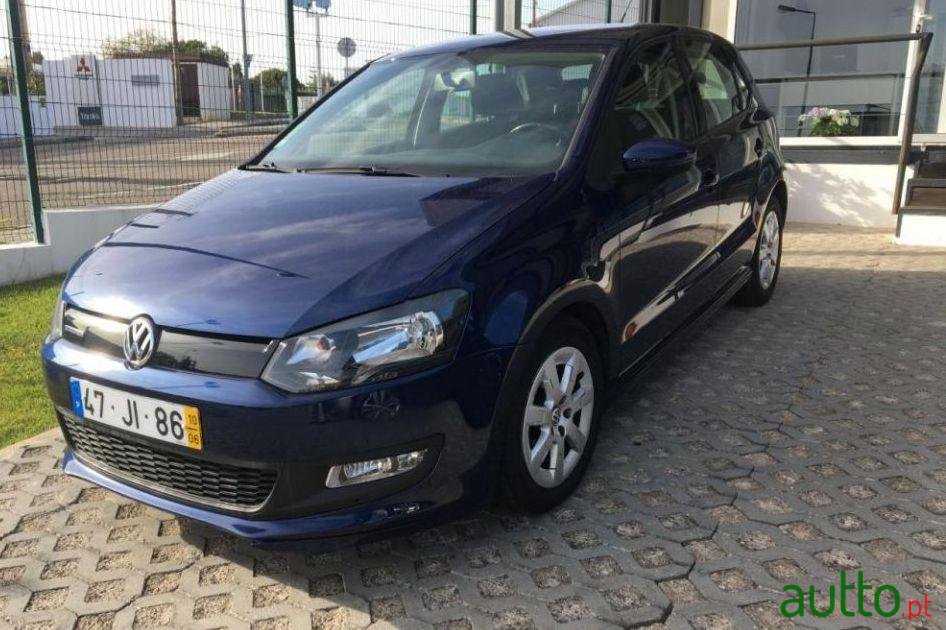 2010' Volkswagen Polo photo #1