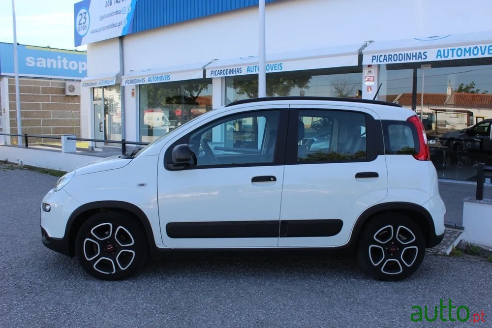2022' Fiat Panda photo #3