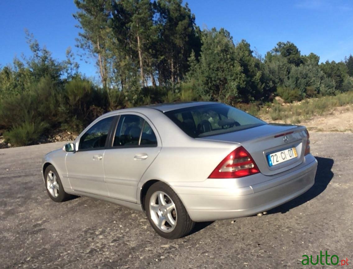 2003' Mercedes-Benz C-Class photo #2