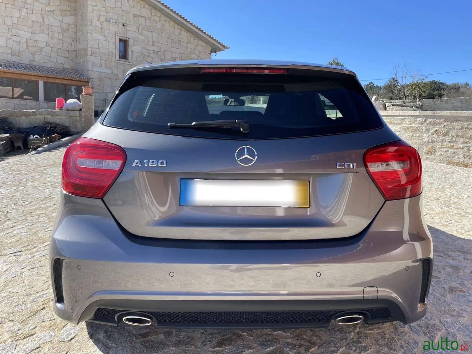 2015' Mercedes-Benz A-180 photo #4