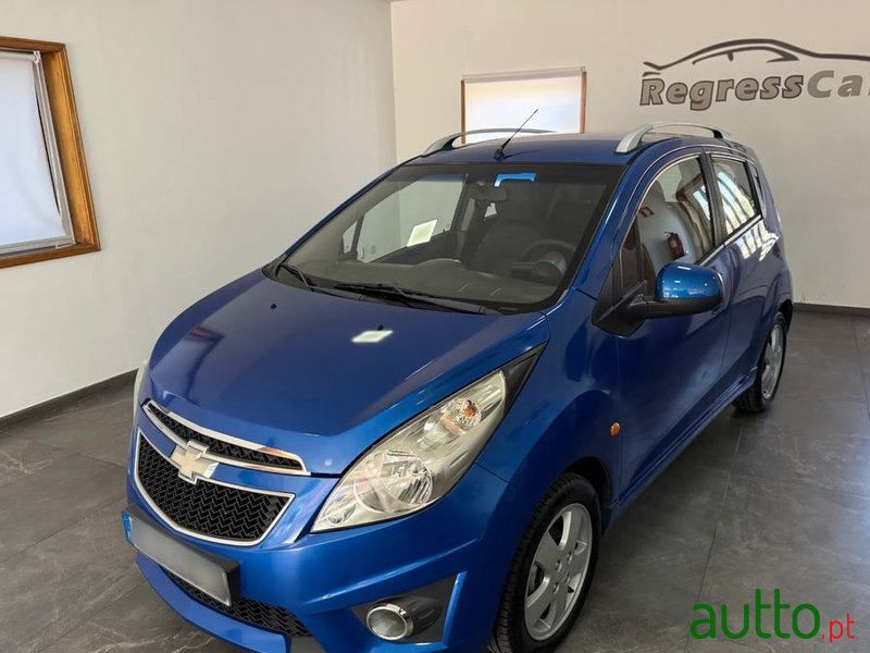 2010' Chevrolet Spark 1.2 Lt photo #1