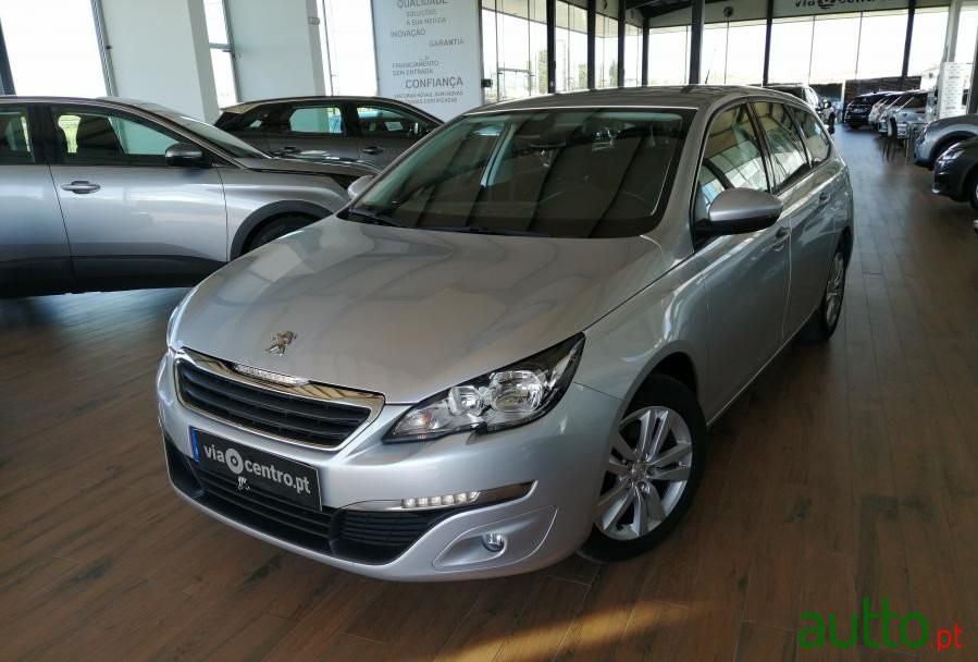 2017' Peugeot 308 Sw photo #4