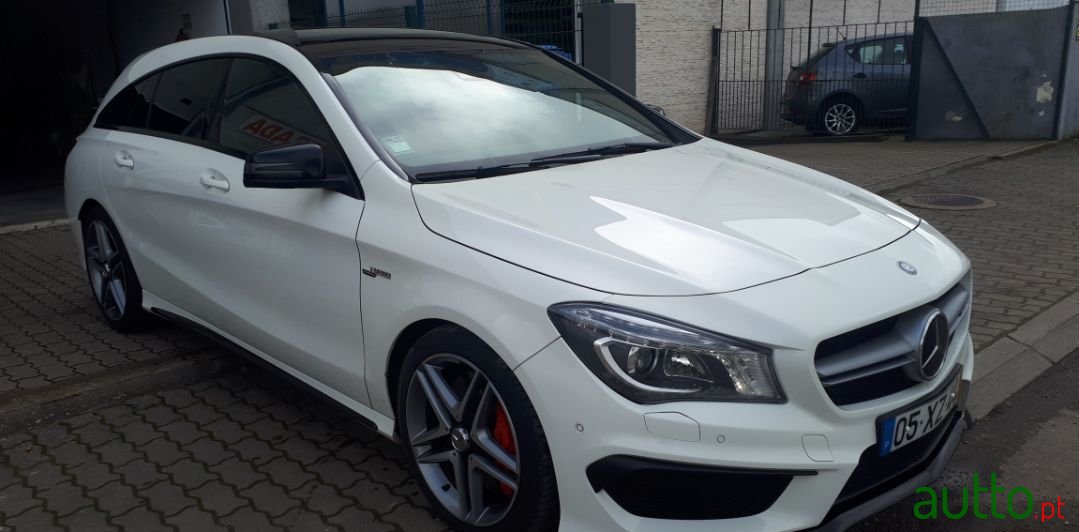 2015' Mercedes-Benz Cla-45-Amg photo #4