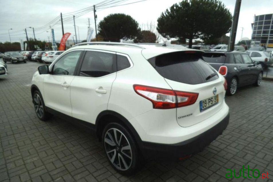 2015' Nissan Qashqai photo #1