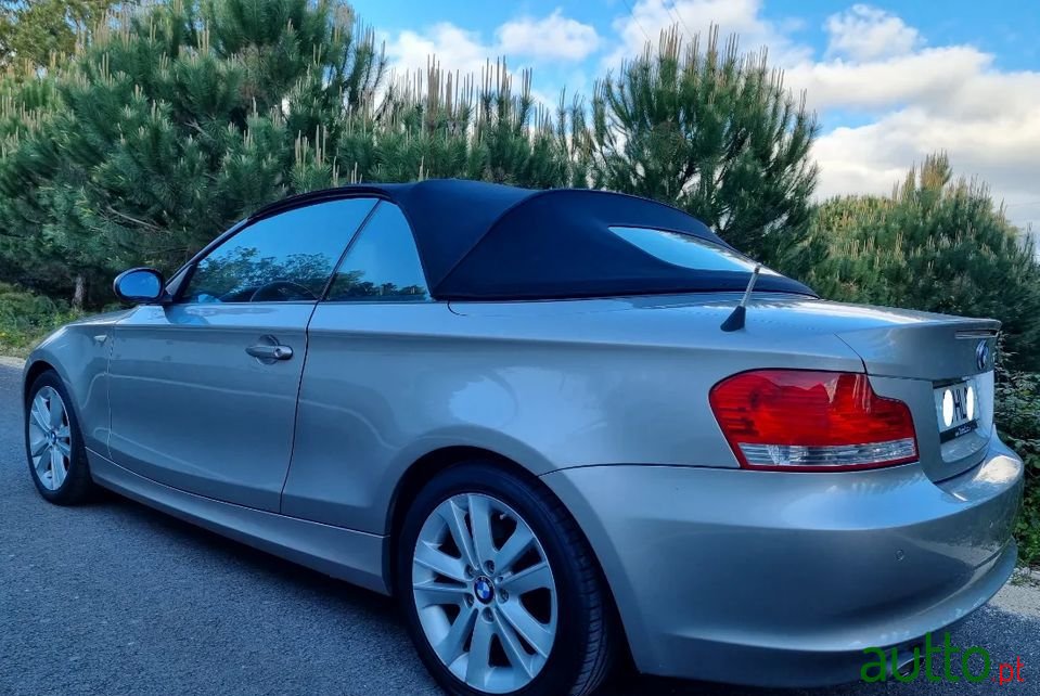 2009' BMW 120 photo #5