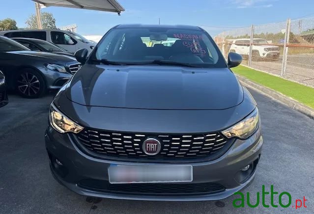 2019' Fiat Tipo 1.3 M-Jet Lounge photo #2