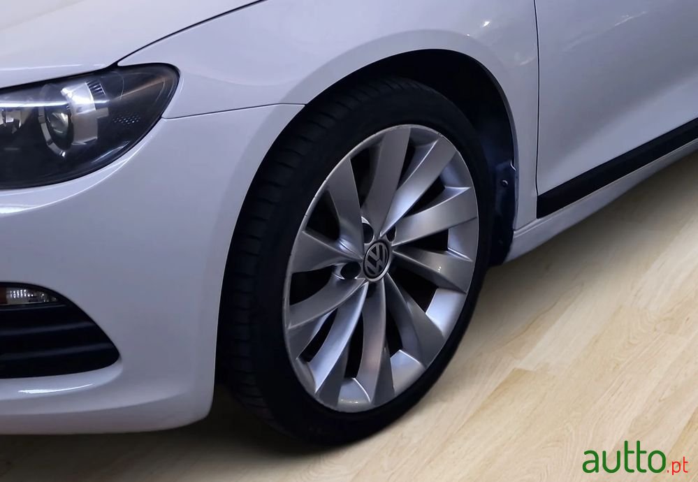 2013' Volkswagen Scirocco photo #6