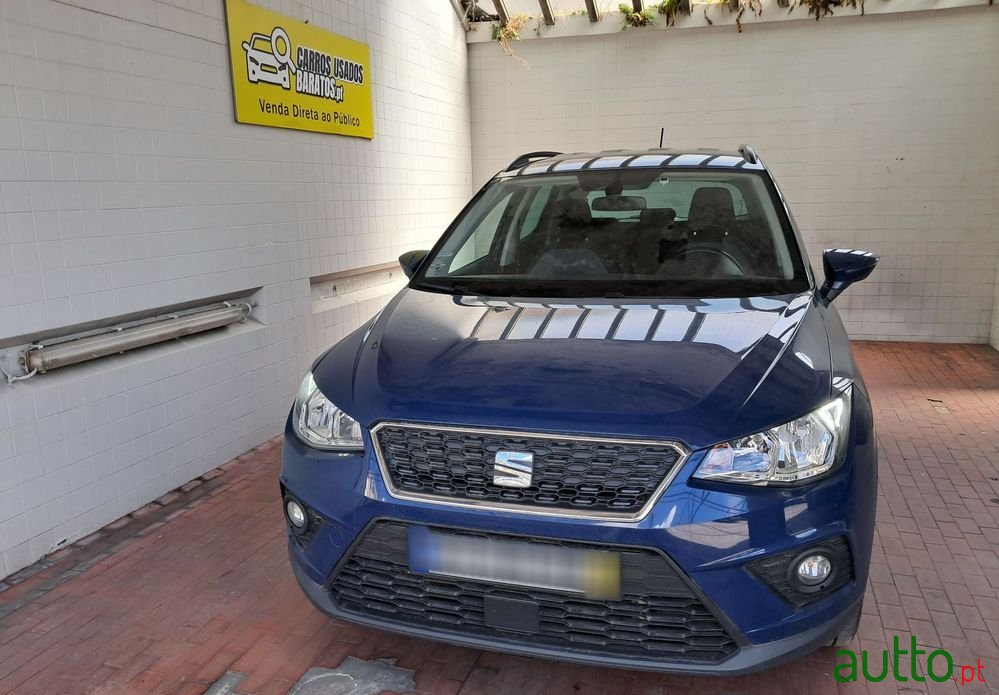 2019' SEAT Arona 1.6 Tdi Style photo #1
