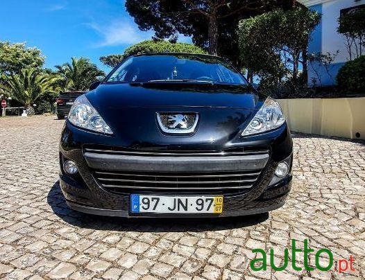 2010' Peugeot 206 Sport photo #2