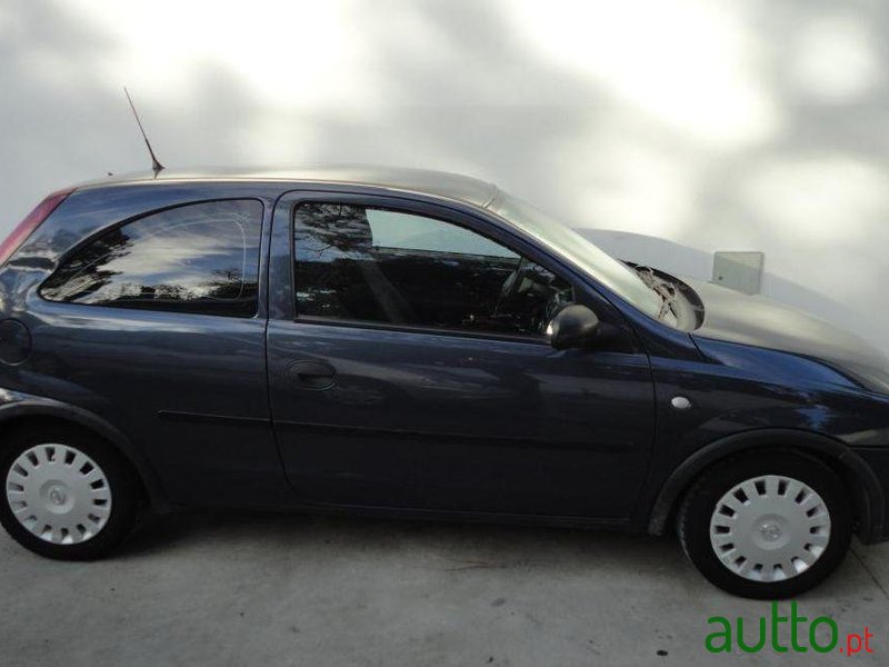 2006' Opel Corsa 1.3 CDTi Cosmo photo #2