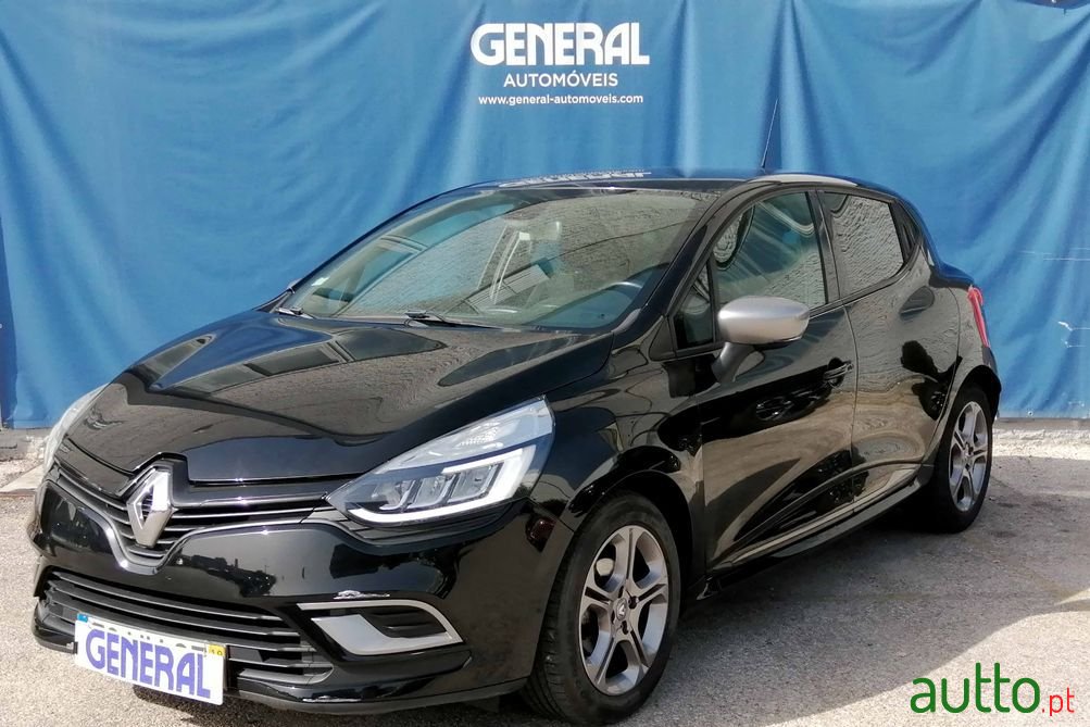 2018' Renault Clio photo #1