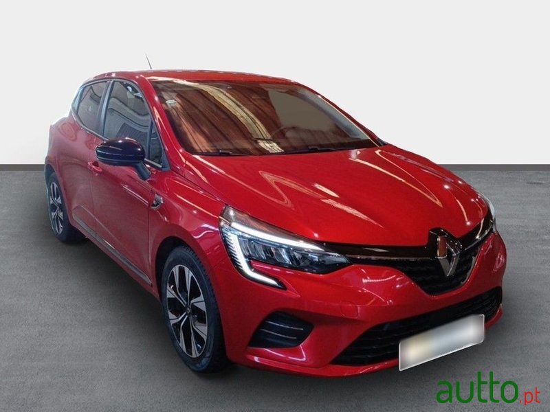 2021' Renault Clio photo #3