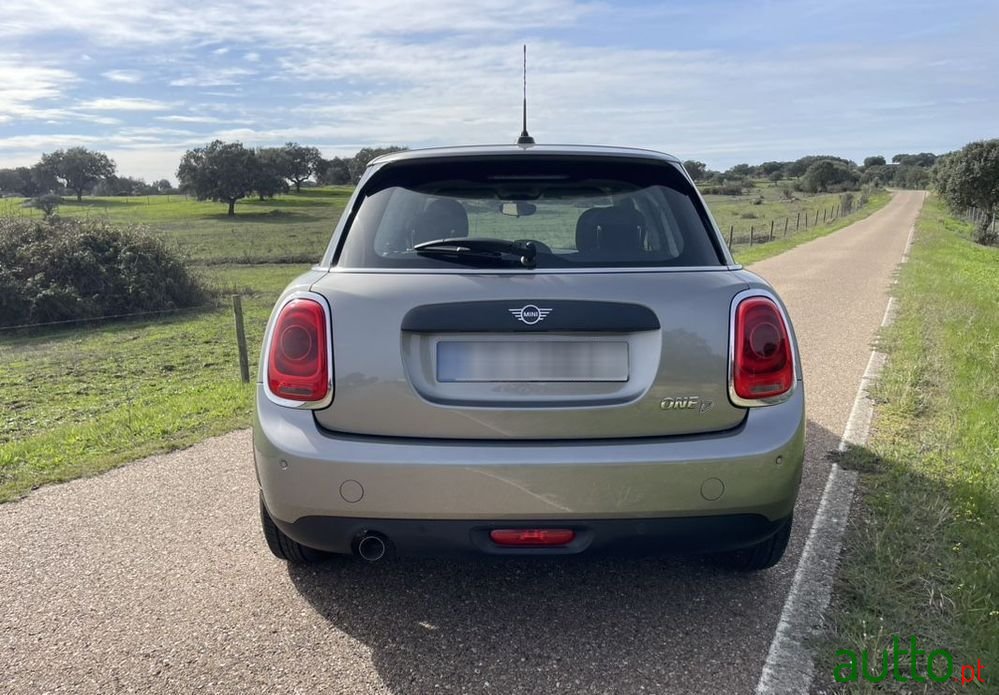 2018' MINI One D photo #3