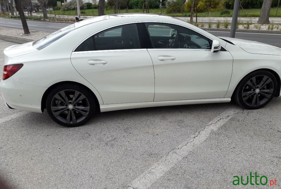 2017' Mercedes-Benz 200 photo #1