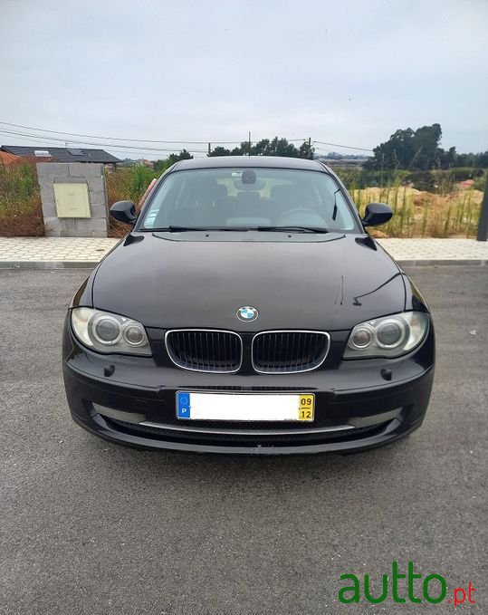 2009' BMW 118 photo #1