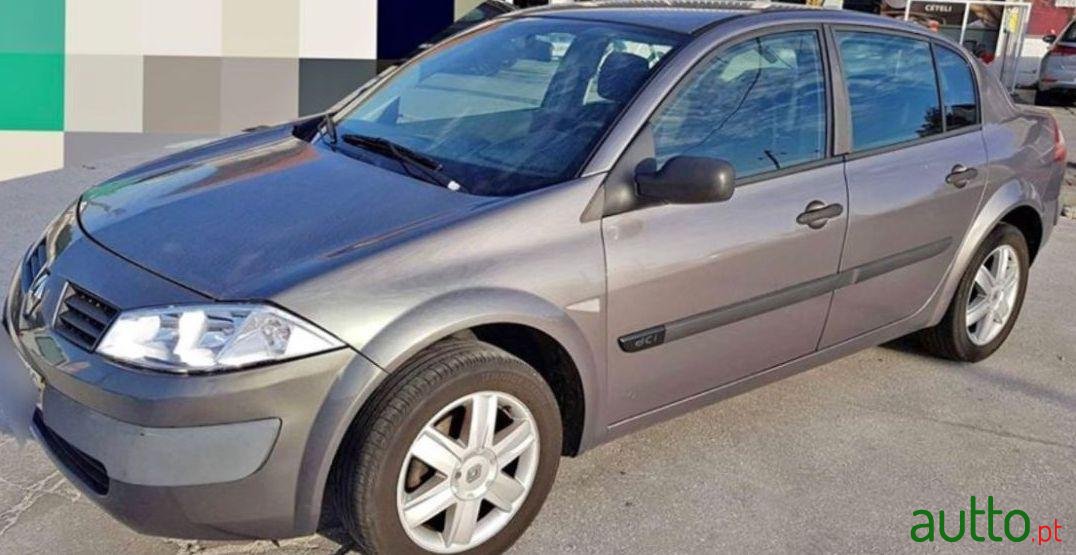 2004' Renault Megane photo #1