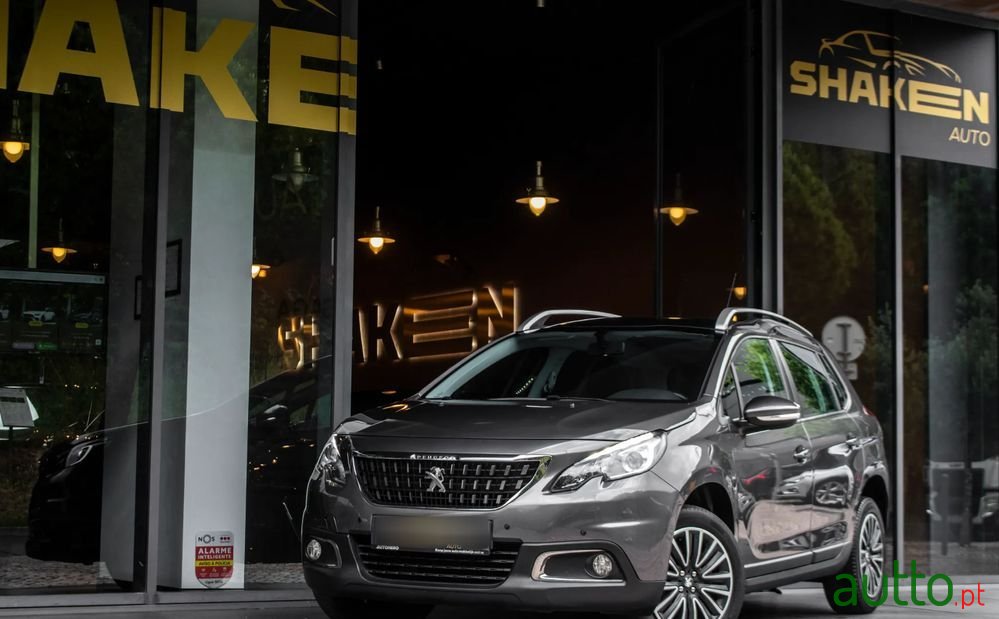 2018' Peugeot 2008 photo #1