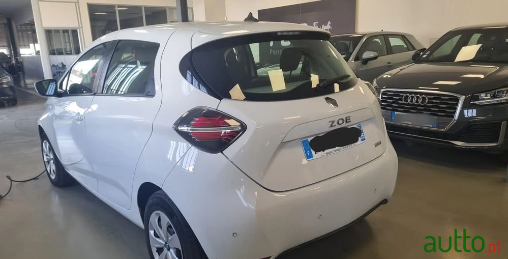 2020' Renault Zoe photo #3
