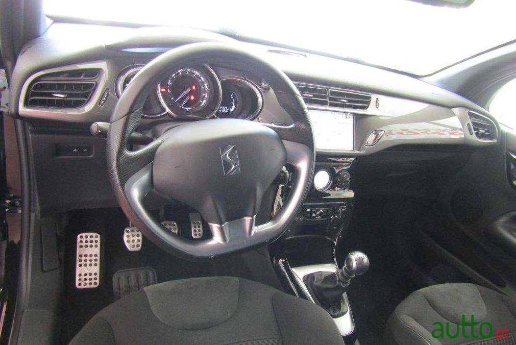 2013' Citroen DS3 1.6 HDi Airdream Sport Chic photo #2