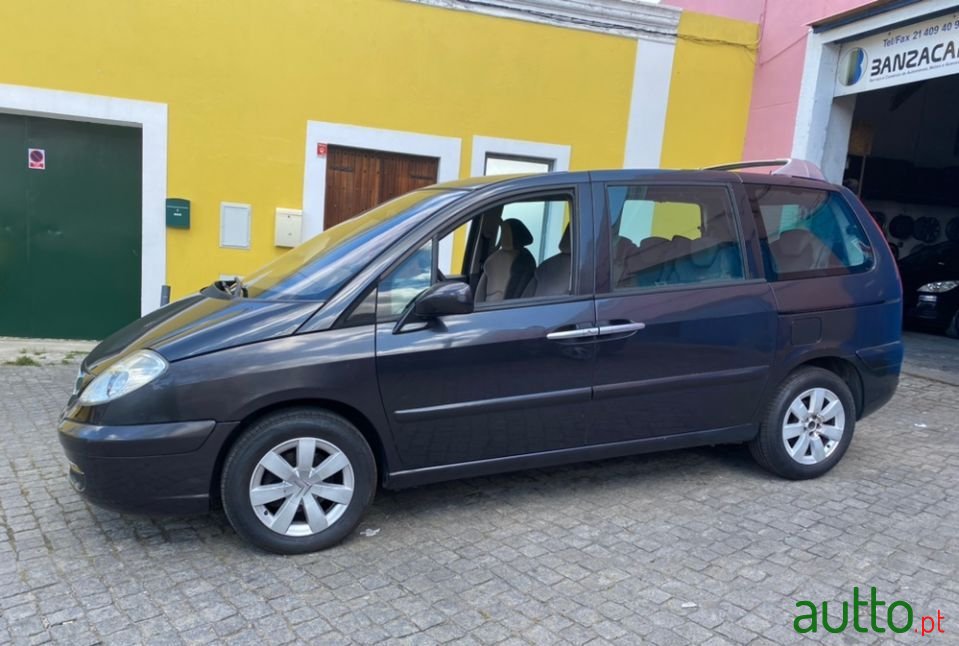 2005' Citroen C8 photo #3