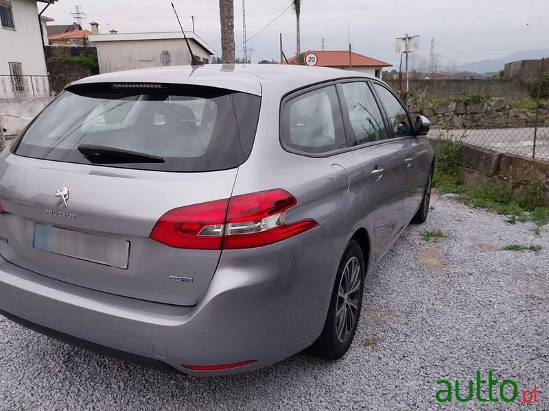 2016' Peugeot 308 Sw photo #6