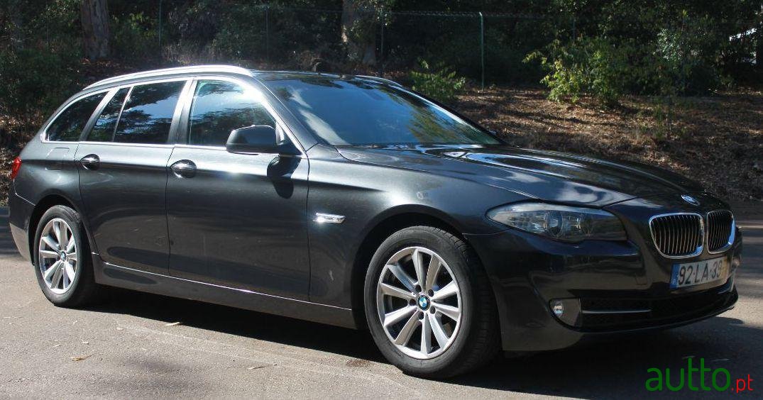 2010' BMW 520 photo #3