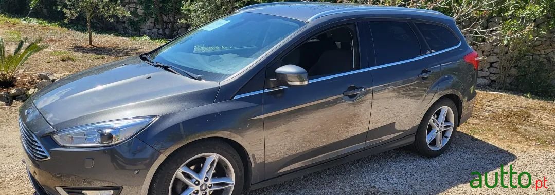 2017' Ford Focus Sw photo #1