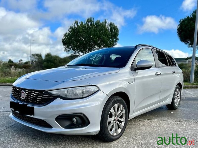 2019' Fiat Tipo photo #3