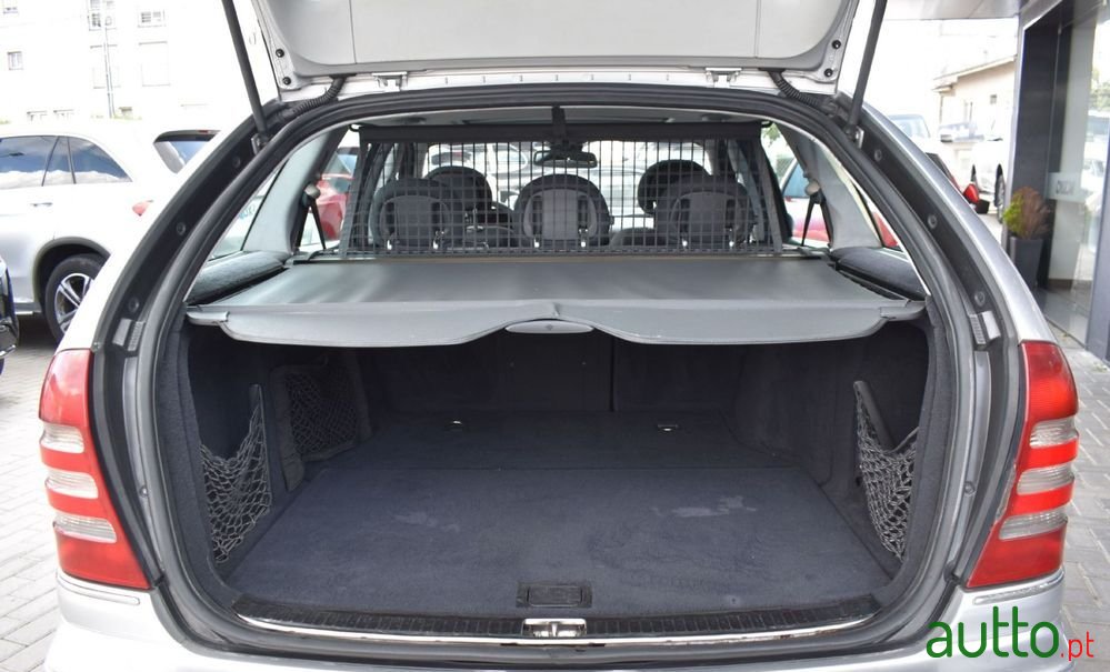 2001' Mercedes-Benz C 270 Cdi Elegance Aut. photo #5