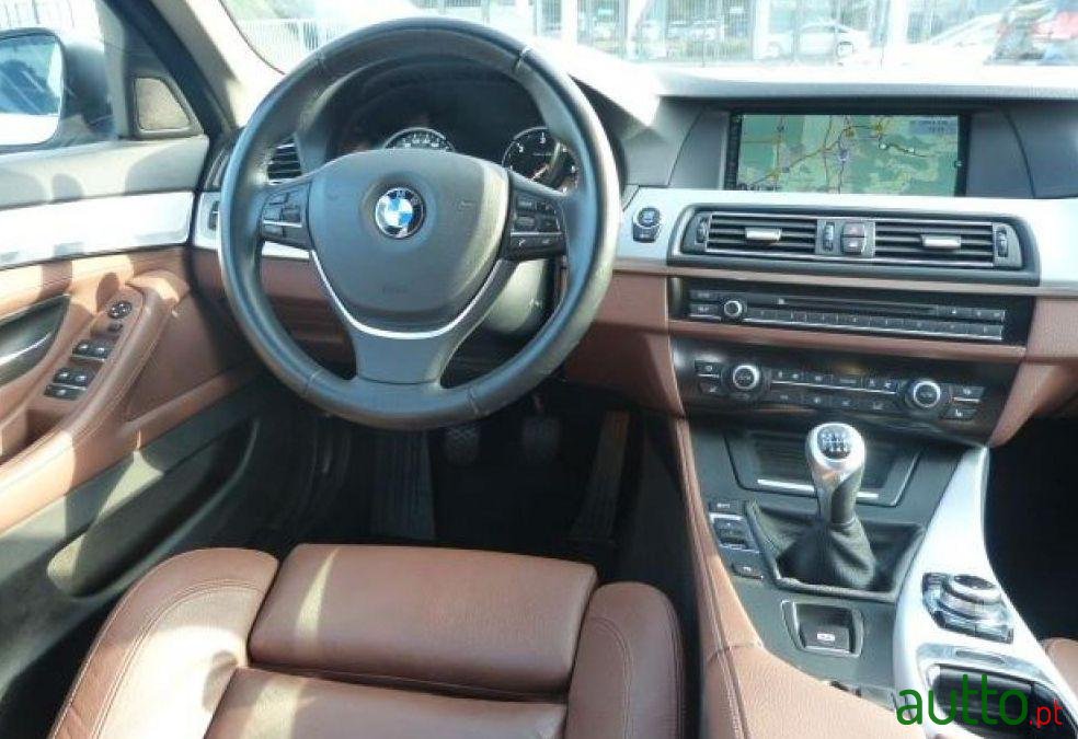 2013' BMW 520 d photo #2