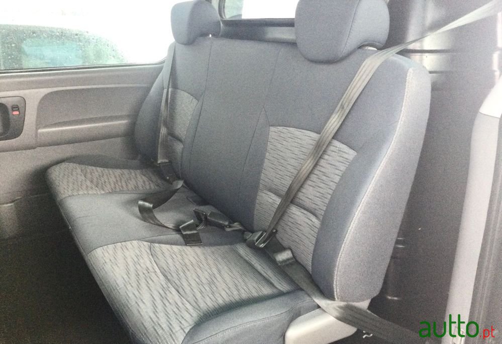 2012' Hyundai H-1 photo #1