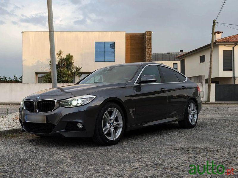 2015' BMW Série 3 D Auto Pack M photo #1