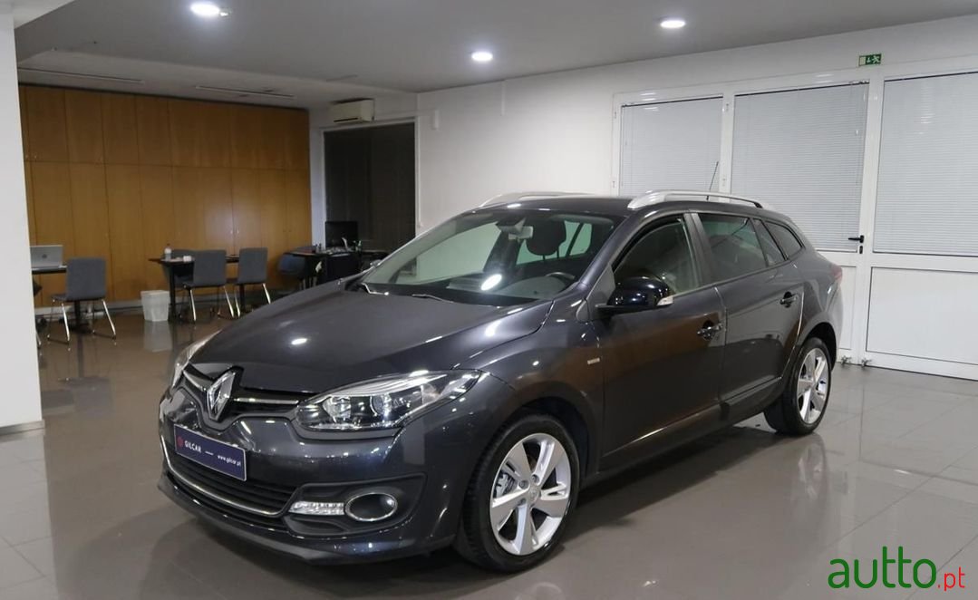2014' Renault Megane Sport Tourer photo #1