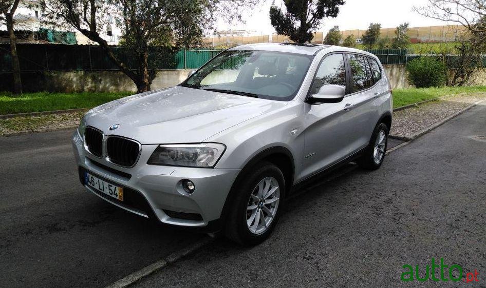 2011' BMW X3 20 D Xdrive photo #1