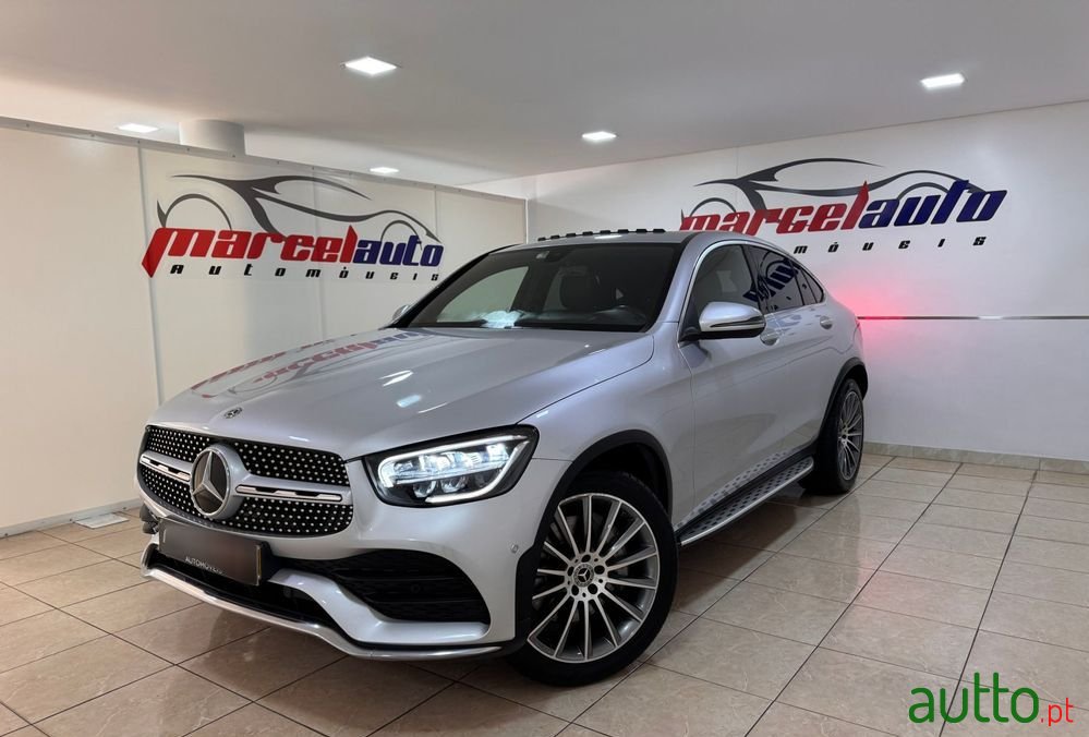 2019' Mercedes-Benz Classe Glc photo #1