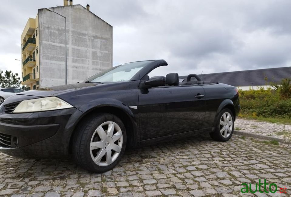 2006' Renault Megane photo #4