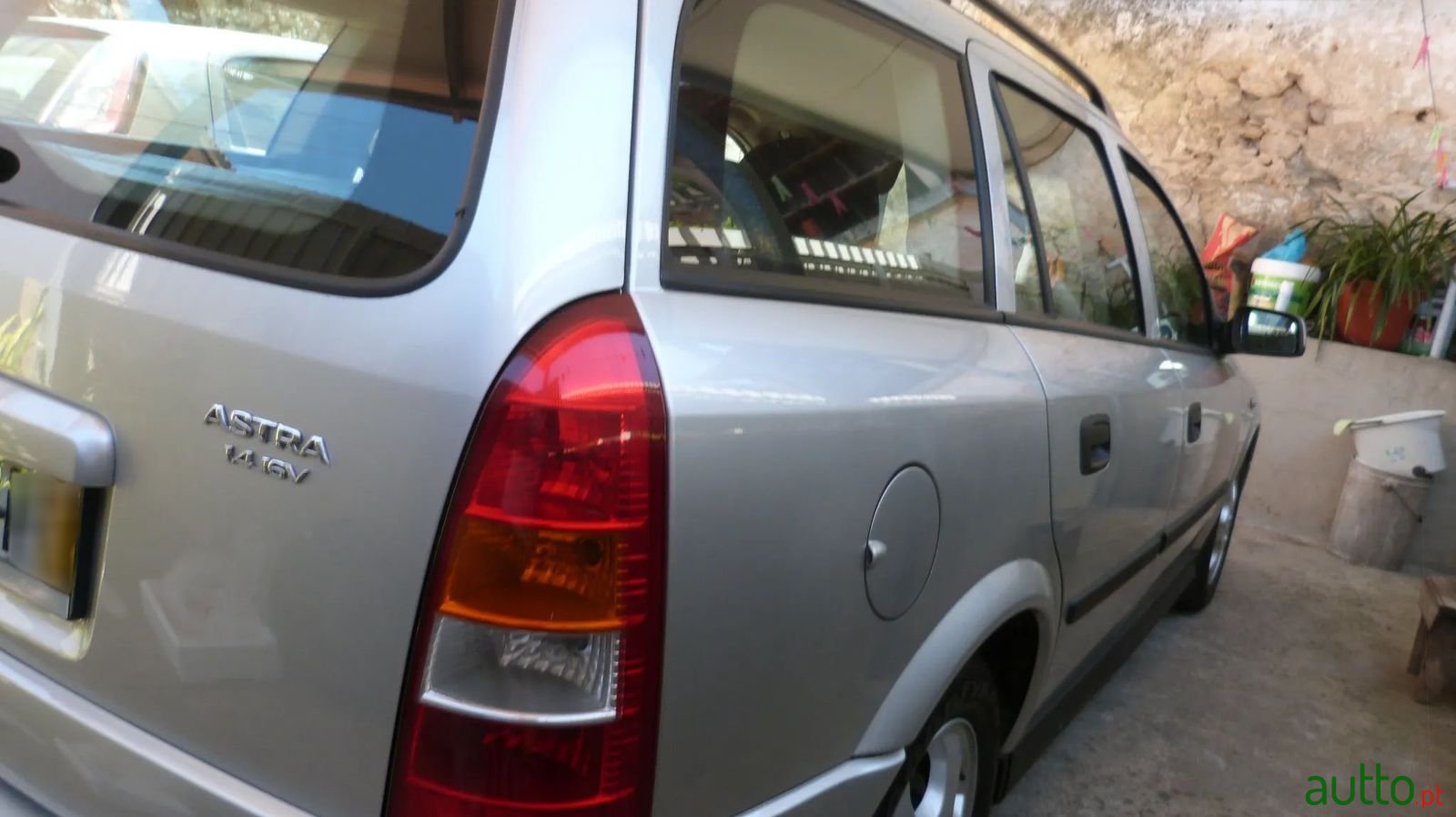 2000' Opel Astra Caravan photo #4