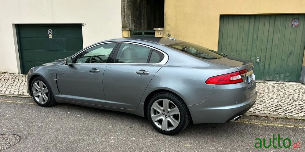 2008' Jaguar XF photo #4