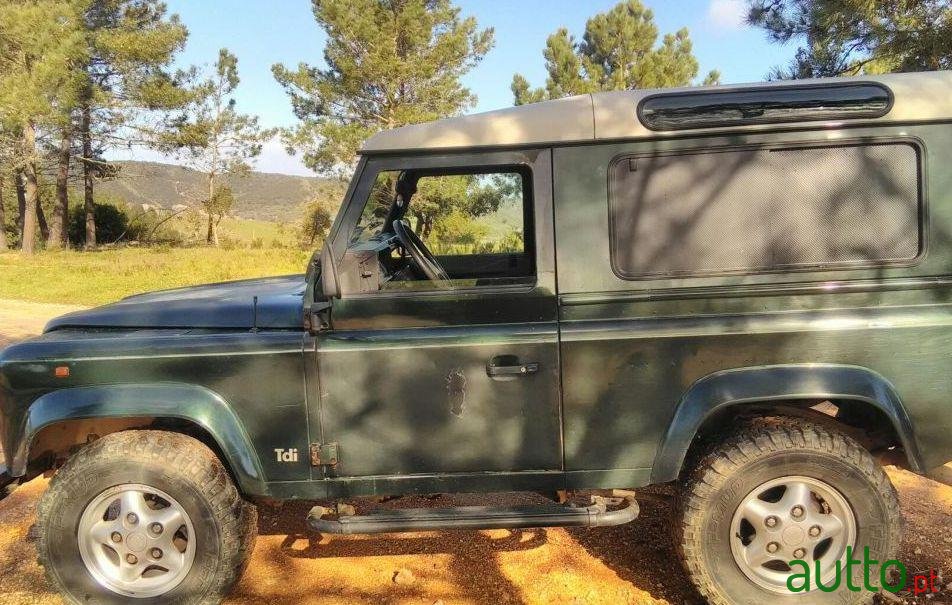 1997' Land Rover Defender 90 Tdi photo #3