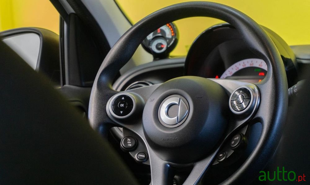 2022' Smart Forfour Eq Pulse photo #2