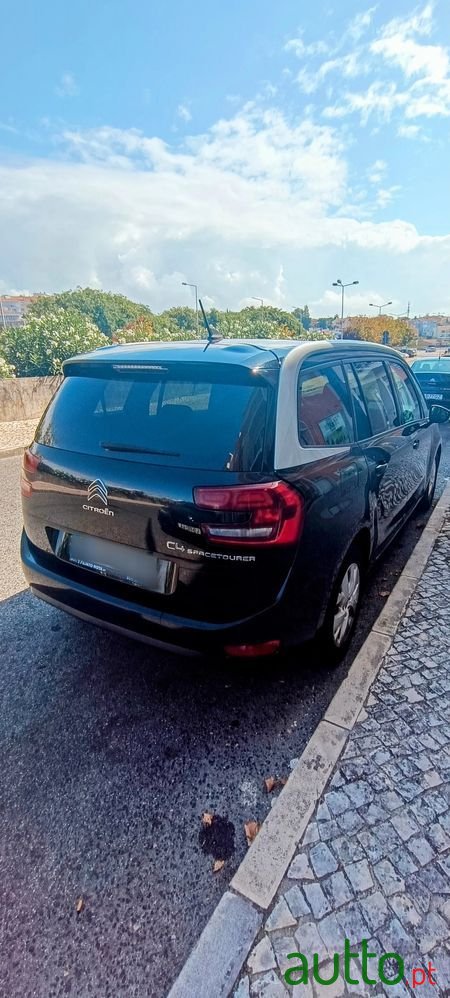 2020' Citroen Grand C4 SpaceTourer photo #1