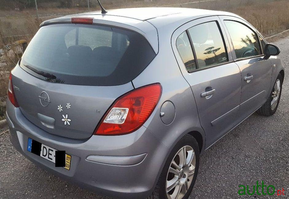 2007' Opel Corsa 1.2 Confort photo #1