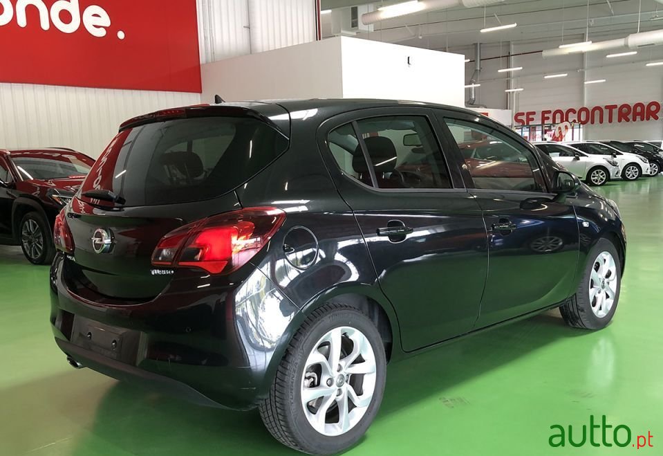 2015' Opel Corsa photo #4