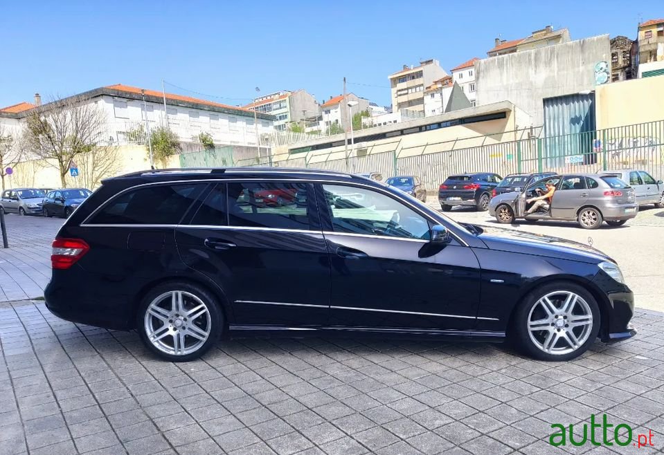 2010' Mercedes-Benz E-250 photo #6