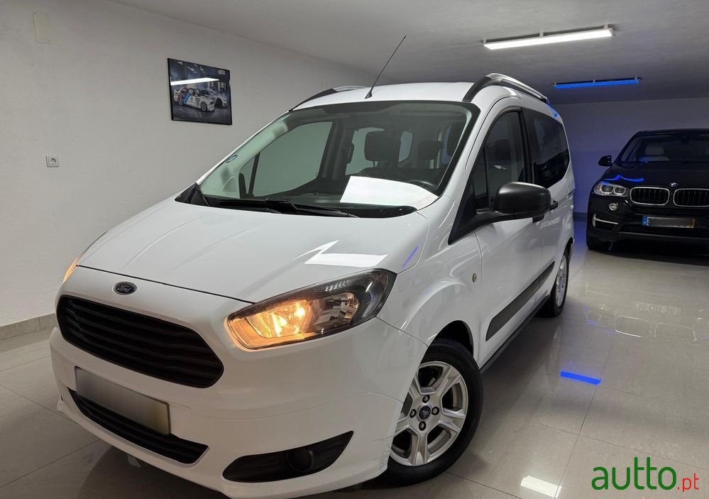 2016' Ford Tourneo Courier photo #1