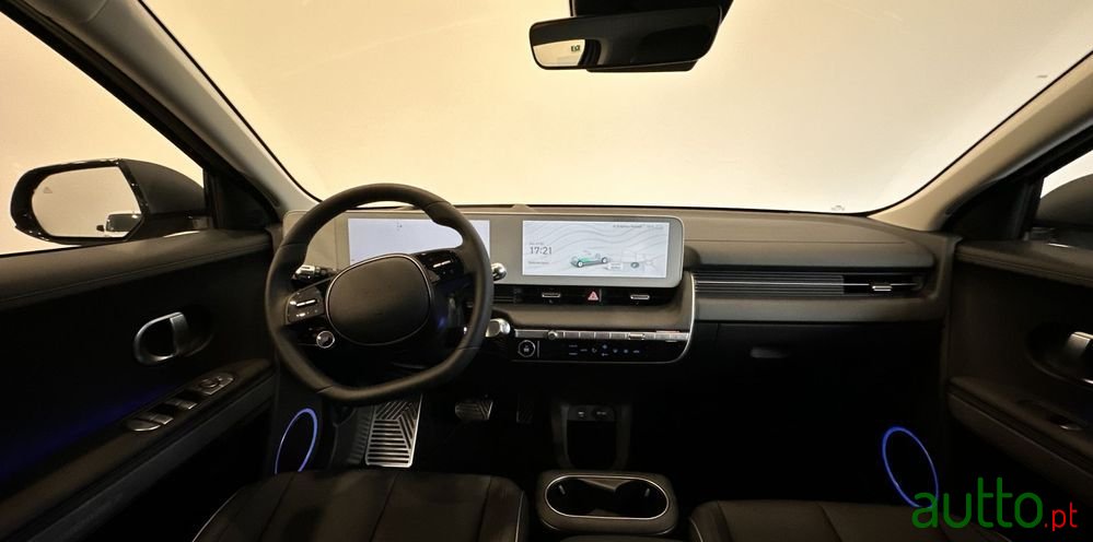 2024' Hyundai Ioniq 5 photo #6