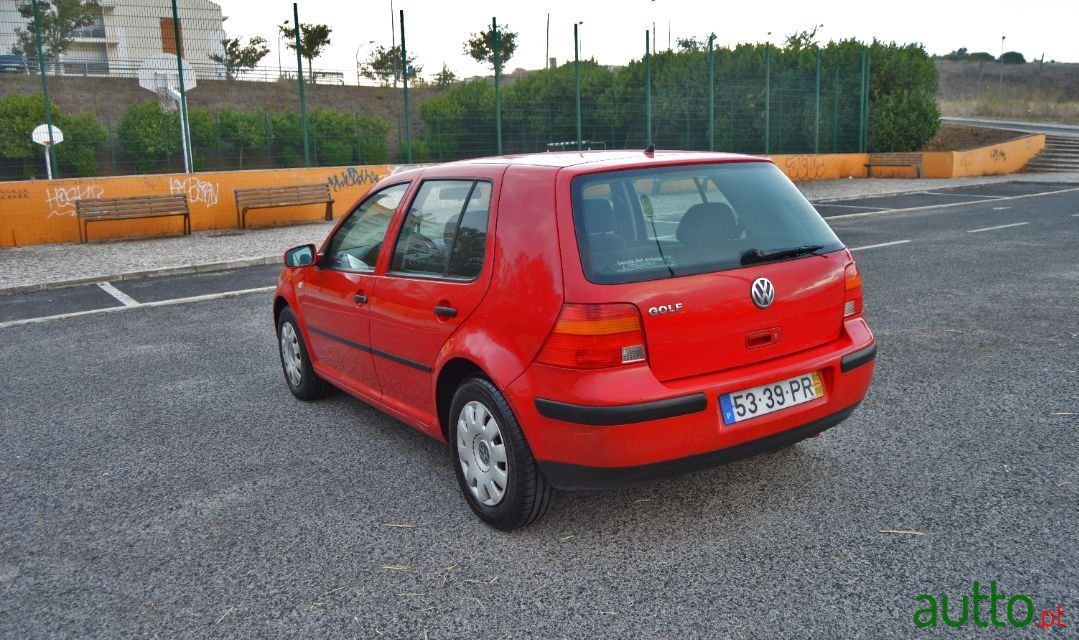 2000' Volkswagen Golf photo #6
